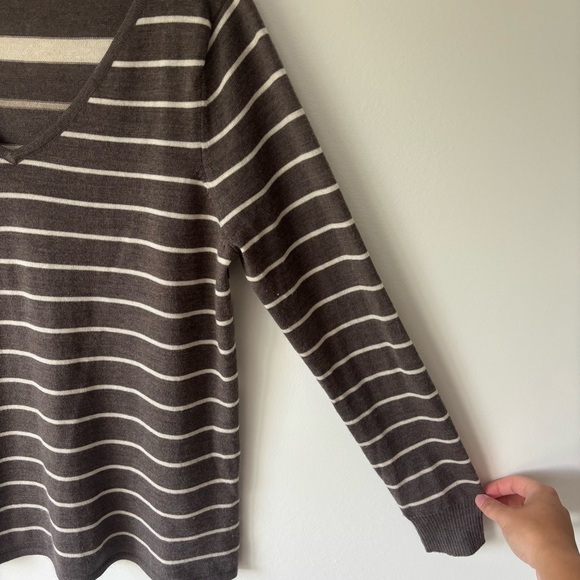 Smartwool Brown Cream Multi Striped V Neck Sweater Merino Wool - Picture 8 of 14